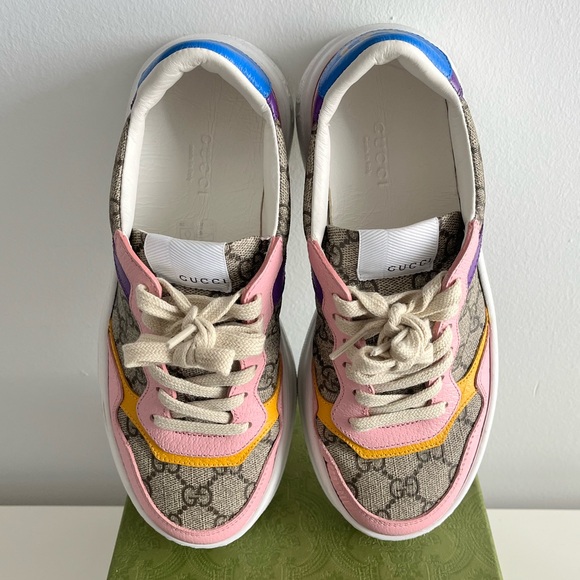 Gucci sneakers size 7.5 - Picture 8 of 9